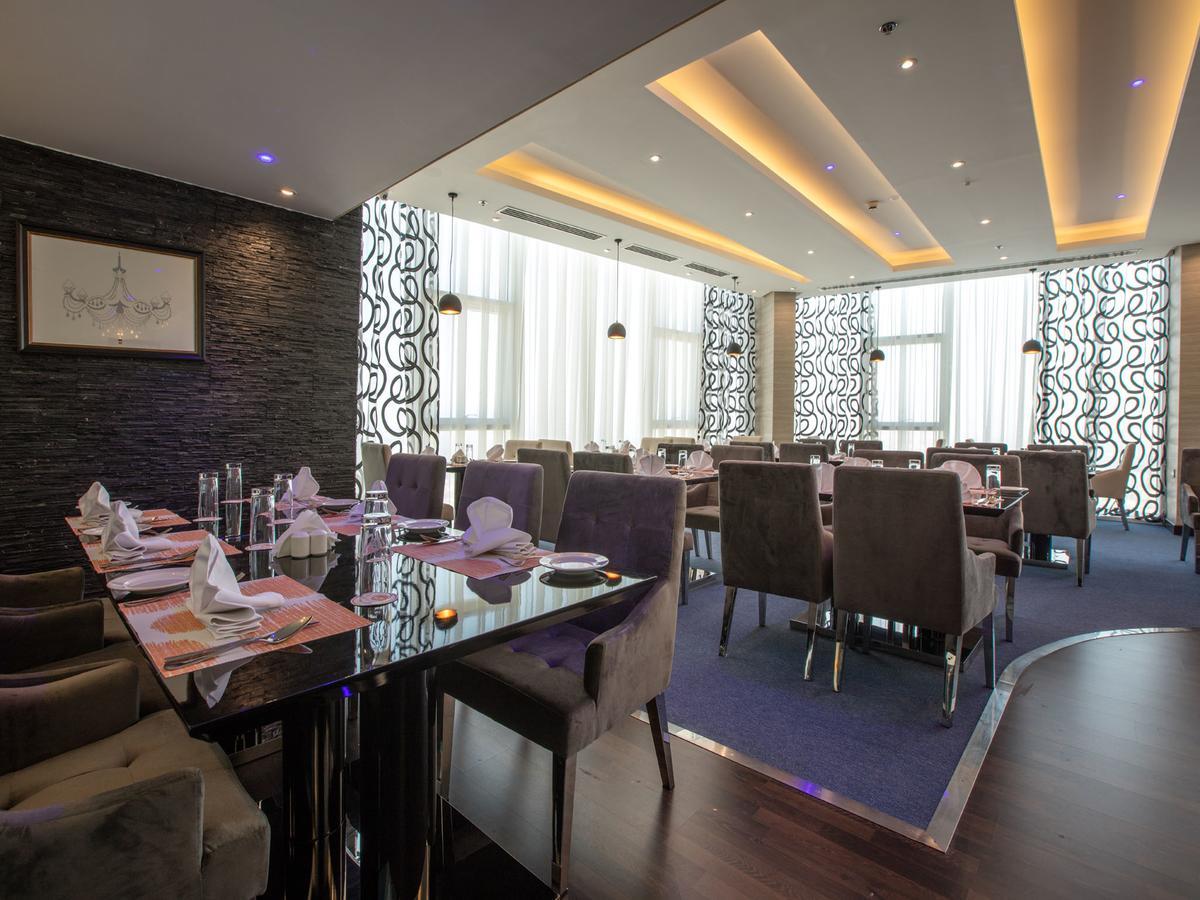 Orange Suites Hotel Manama Exterior foto